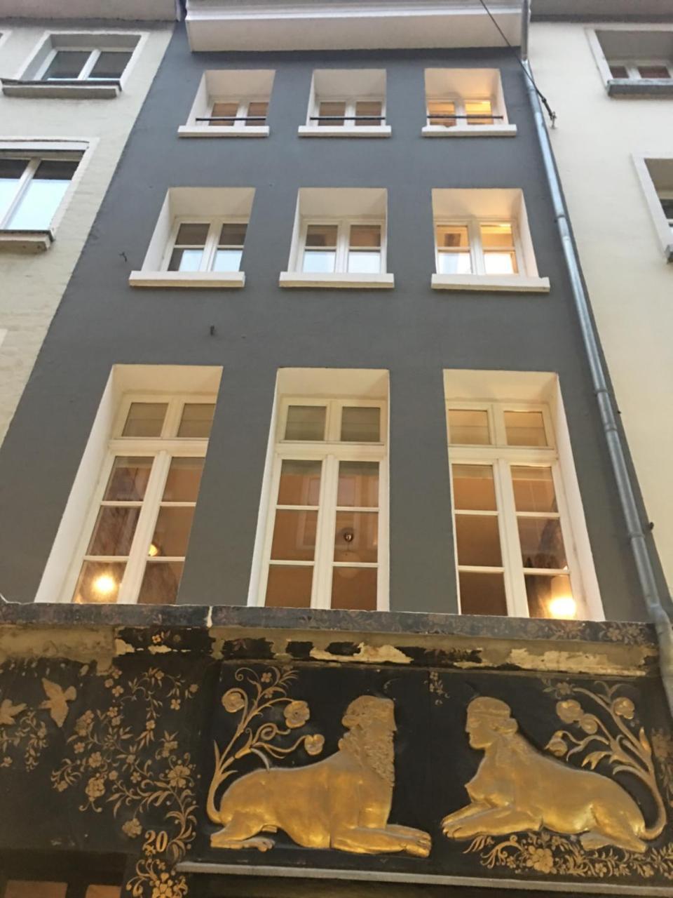 Appartement Square 20 *